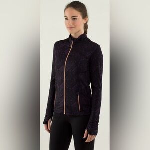 Lululemon Forme Jacket II Baroque Textured Deep Zinfandel Purple Size 4